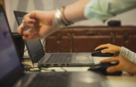 Estrategias de Marketing Digital para Escuelas y Universidades Más Inscripciones, Menos Esfuerzo pexels-ryutaro-5745520